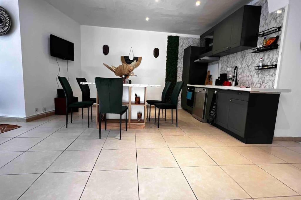 T3 6 Couchages Grands Buffets Et Plages * Narbona