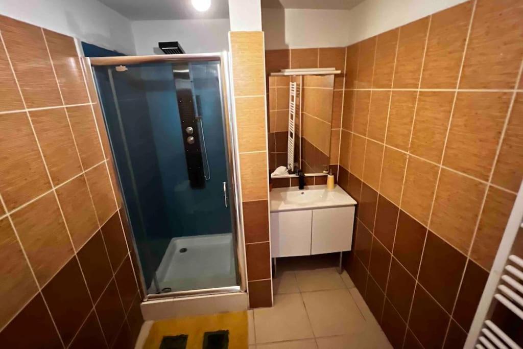 Apartamento T3 6 Couchages Grands Buffets Et Plages *